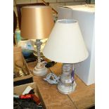Two limed wooden table lamps ( 7888cr )