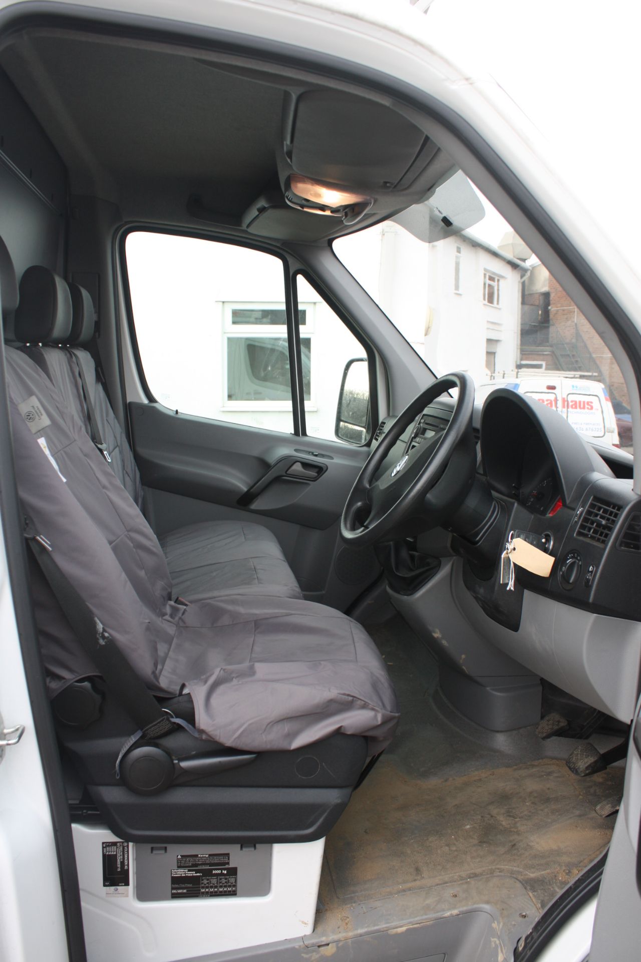 A VOLKSWAGEN ‘Crafter CR30 Bluemotion 109 Psi 2.0 TDi’ SWB Medium Roof Panel Van, Registration No. - Image 4 of 6