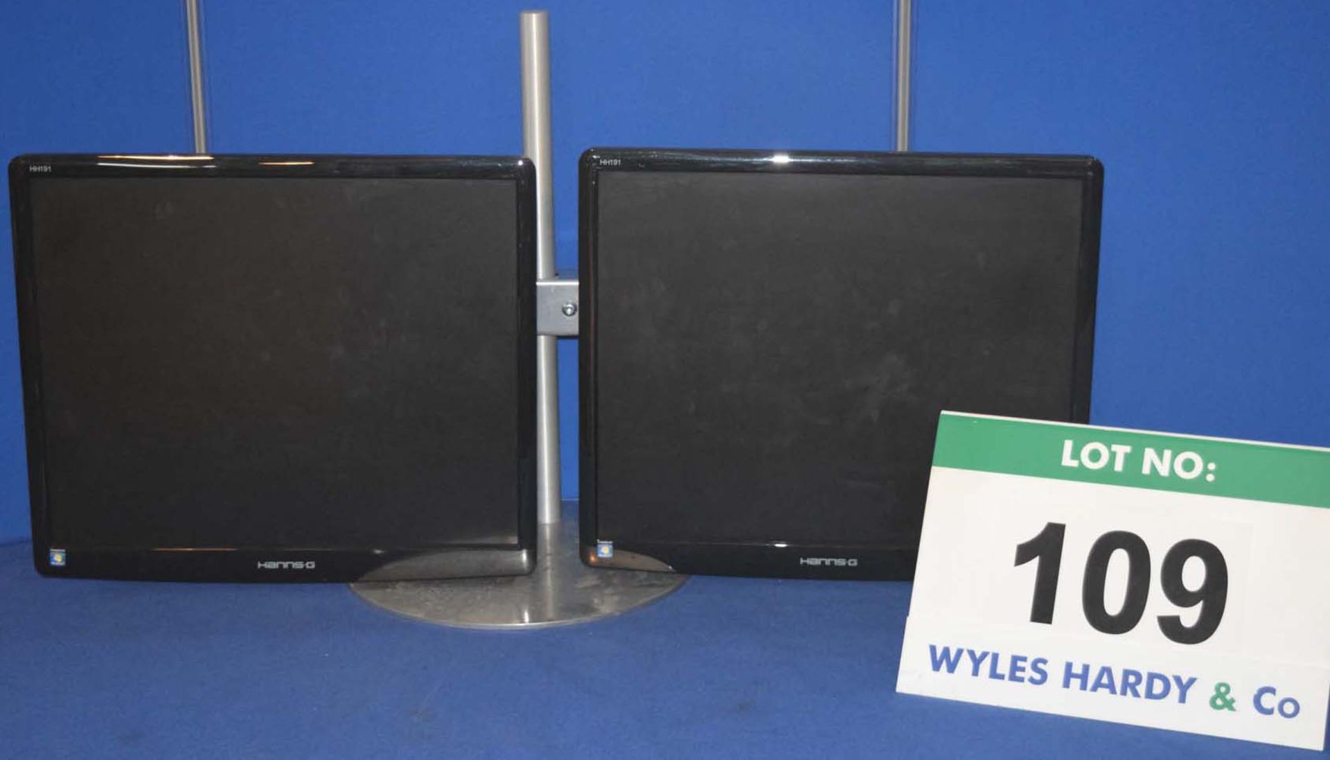 2: HANNS G 19" Flat Panel Displays on an Adjustable Twin Monitor Stand