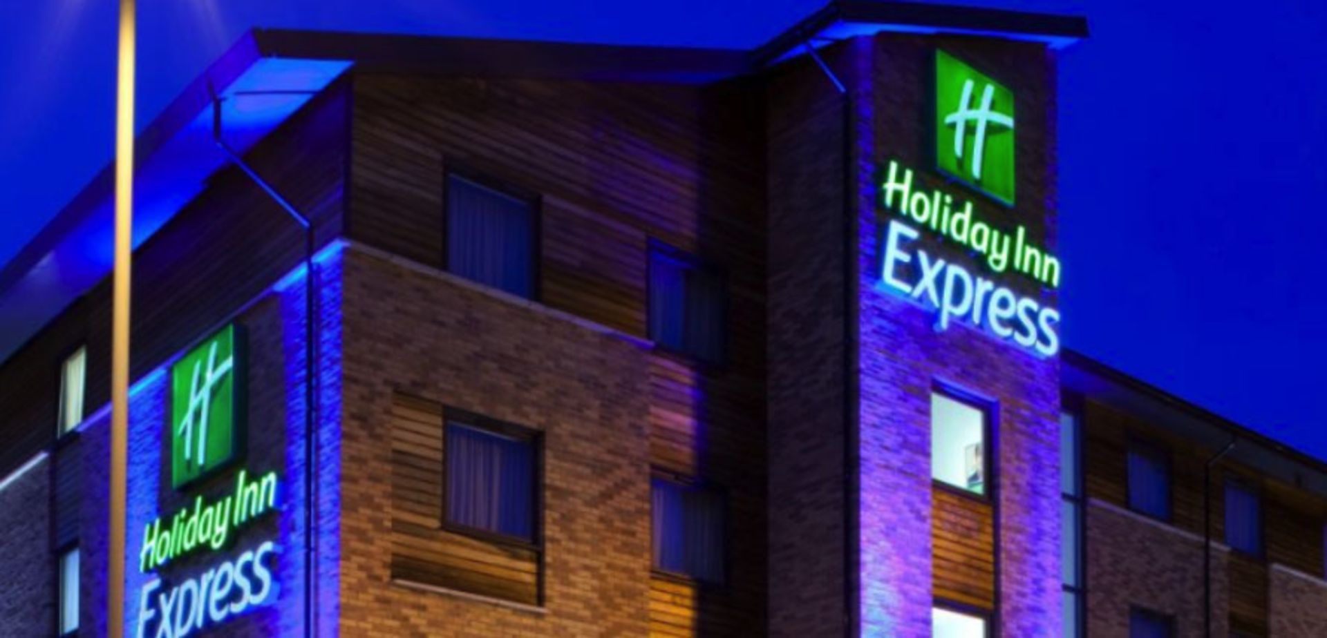 Two nights in a family room (2 adults and 2 children) in the 3* Holiday Inn Express Hemel Hempstead.