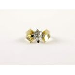 SOLITÄRRING, 585/ooo Gelbgold, besetzt mit einem Diamantsolitär von ca. 1,1 ct. , ca. 6,1 x 6,9