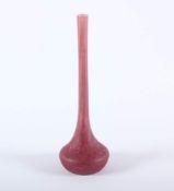 SOLIFLEUR, farbloses Glas, pinkfarbene Pulveraufschmelzungen, H 15,5, signiert mit Lothringer
