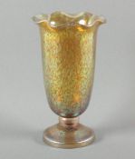 JUGENDSTIL-VASE, farbloses Glas, partiell gelb getönt, Kröselaufschmelzungen in Silbergelb,