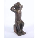 KLUTH, Karl, "Sitzendes Mädchen", Bronze, H 18, am Sockel signiert