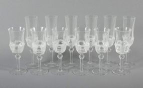 GLASSERIE, 12tlg., bestehend aus sechs Sektflöten/H 21 und sechs Weingläsern/H 17,5 (ein Glas min.