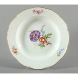 SUPPENTELLER, polychrom bemalt, Blumendekor, Goldrand, Dm 23, MEISSEN, 1860-1924