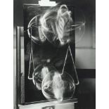 MOHOLY-NAGY, László, Kinetische Skulptur, Foto vom Original-Negativ, 27 x 17, 1936, R.