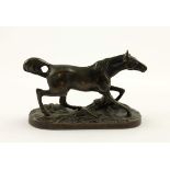 MENE, Pierre-Jules, nach, "Pferd", Bronze, L 10, unten bez.: Le cheval effrayé