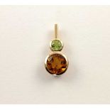 ANHÄNGER, 585/ooo Roségold, besetzt mit Citrin und Peridot von zusammen ca. 2,04 ct., L 1,8, 2,2g