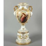 ZIERVASE LORELEY, polychrom bemalt, schauseitig Ovalreserve Loreleydarstellung, Goldstaffage und -