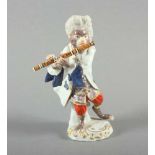 AFFE ALS FLÖTIST, polychrom bemalt und gold staffiert, Figur aus der Affenkapelle nach Modellen