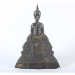 BUDDHA SHAKYAMUNI, Silberblech auf Holzkorpus, Schmucksteinbesatz, feiner getriebener, gravierter