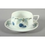 TASSE AUF UNTERTASSE, Form Donatello, polychrom bemalt, min.best., ROSENTHAL, um 1905