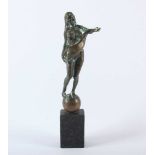 SANDER, Ernemann, "Frauenakt mit Füllhorn auf einer Kugel stehend", Bronzefigur, H 25,5, auf der