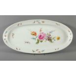 GROSSE OVALE PLATTE, polychrom bemalt, Blumen- und Insektendekor, L 55, MEISSEN, 1860-1924 22.00 %