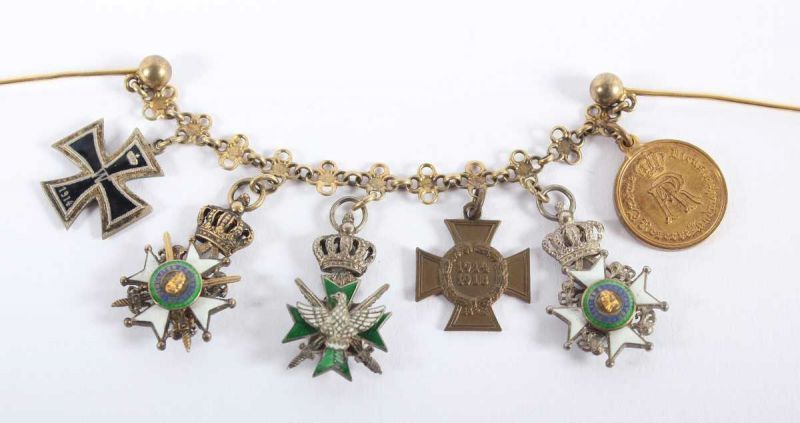SIEBENTEILIGE ORDENSSPANGE SACHSEN, bestehend aus Eisernes Kreuz 2.Kl. 1914, Herzoglich Sachsen- - Image 3 of 4