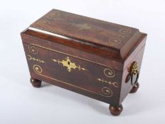 TEA-CADDY, Truhenkorpus Holz, Messingeinlegearbeit, H 21, B 30,5, B 15,5, min.besch., ENGLAND, 19.