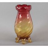 VASE, farbloses Glas, orange und weinrot getönt im Verlauf, H 23, 20.Jh. 22.00 % buyer's premium