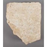 STEIN MIT KUFISCHER SCHRIFT, 25 x 21, wohl JEMEN, um 1000 n.Chr.? 22.00 % buyer's premium on the