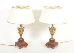 PAAR TISCHLAMPEN, Bronzeschaft und Montur, roter Marmor, H 58, FRANKREICH, um 1870 22.00 % buyer's