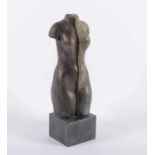 DZIKIA, Neveli (*1942), "Frauentorso", Bronze, H 23, seitlich signiert, Steinsockel 22.00 % buyer'