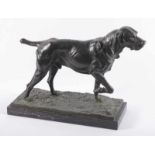 KRANZ, Albert, "Jagdhund", Bronze, H 31, L 38, auf dem Stand signiert, Marmorsockel 22.00 % buyer'