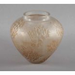 VASE "ESTERELLE", farbloses Glas, braun patiniert, H 16, gemarkt R.LALIQUE, um 1930 22.00 % buyer'