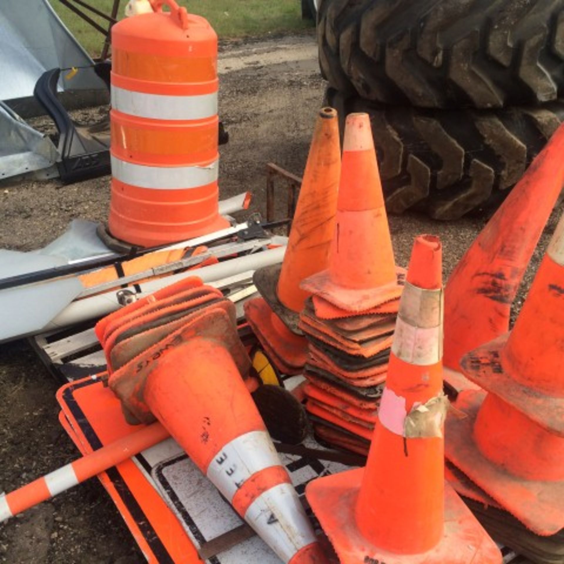 (3) pallets w/safety cones, street signs