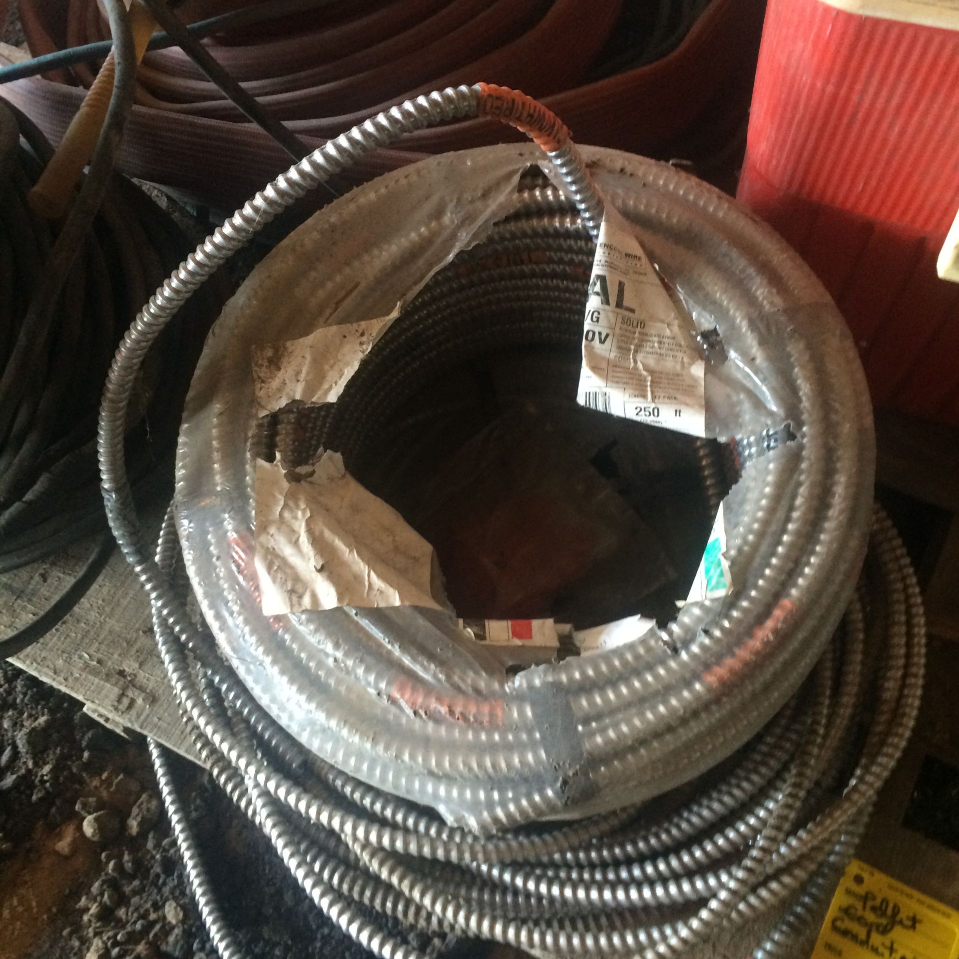 Pallet w/cord, hose, conduit, misc - Image 2 of 3