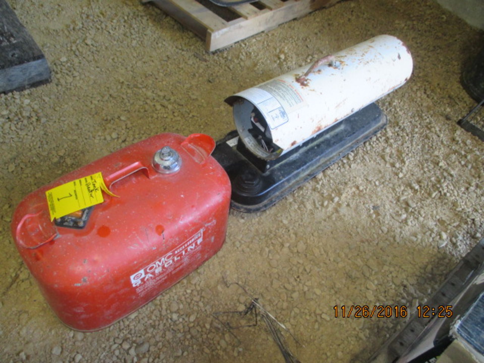 Gas can, Reddy heater - Image 2 of 2