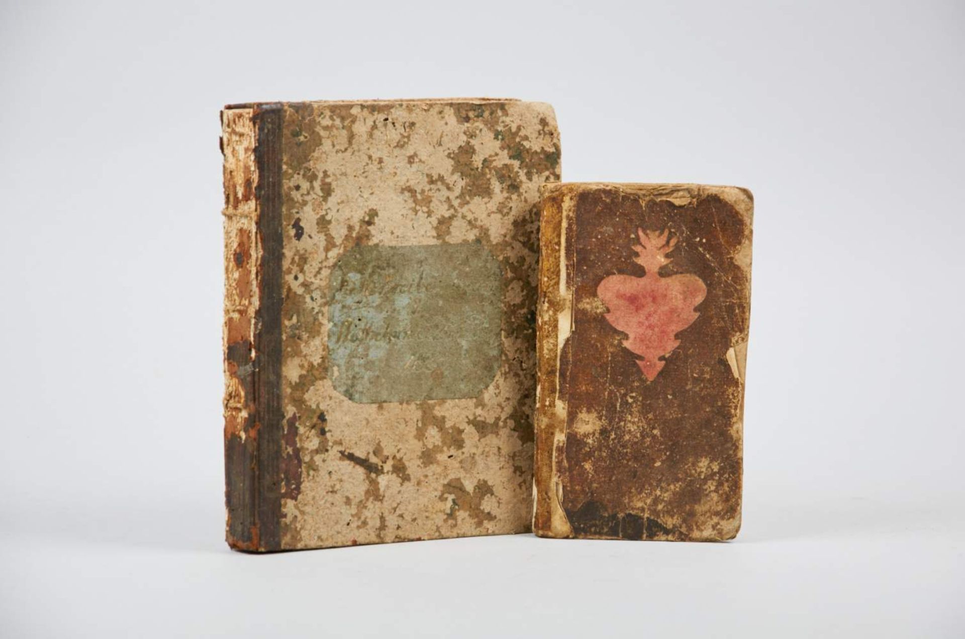 "Schreibe-Buch für Wilhelmine Drom(m)sdorfin". Deutsche Handschrift auf Papier. Darmststädt 1823-24.