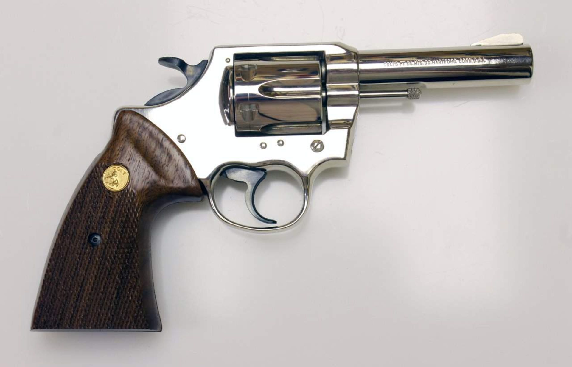 Revolver Colt, Modell: Lawman MK III Cal. .357 Mag., S/N: 38037L, Lauf spiegelblank, Lauflänge: