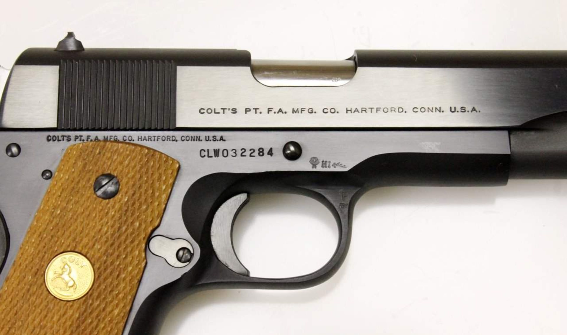 Selbstladepistole Colt, Modell: 1911 Commander Cal. .45 ACP, S/N: CLW032284, Lauf spiegelblank, - Bild 6 aus 6