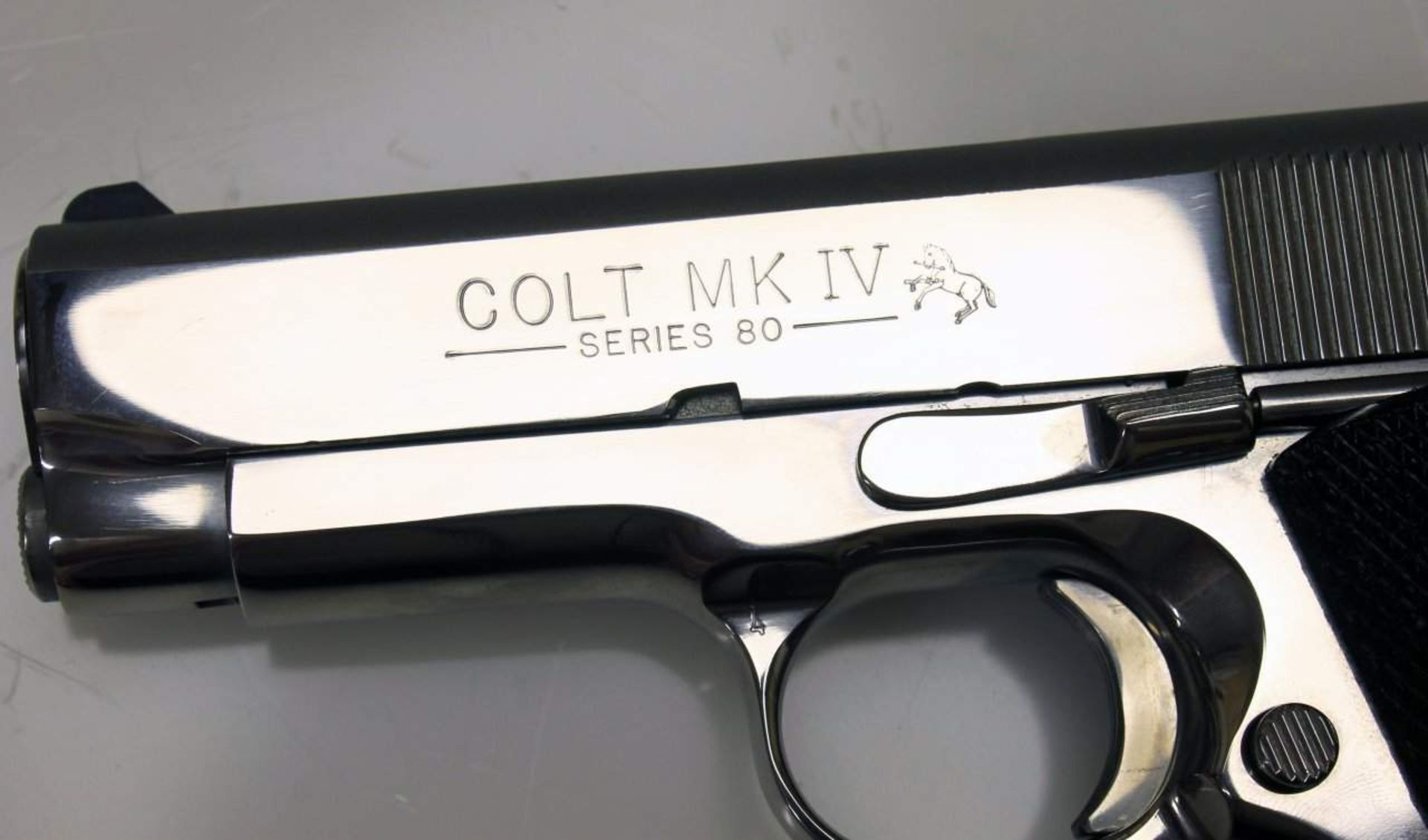 Selbstladepistole Colt, Modell: 1911 - Series 80 - MK IV - Officers ACP Cal. .45 ACP, S/N: - Bild 5 aus 6