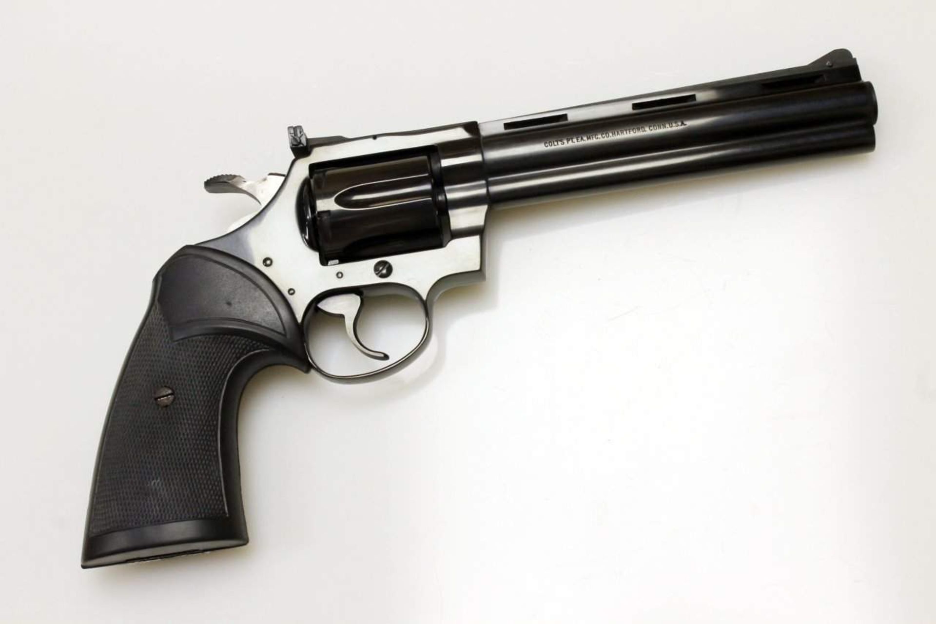 Revolver Colt, Modell: Diamondback Cal. .38 spz., S/N: S75022, Lauf spiegelblank, Lauflänge: 6",