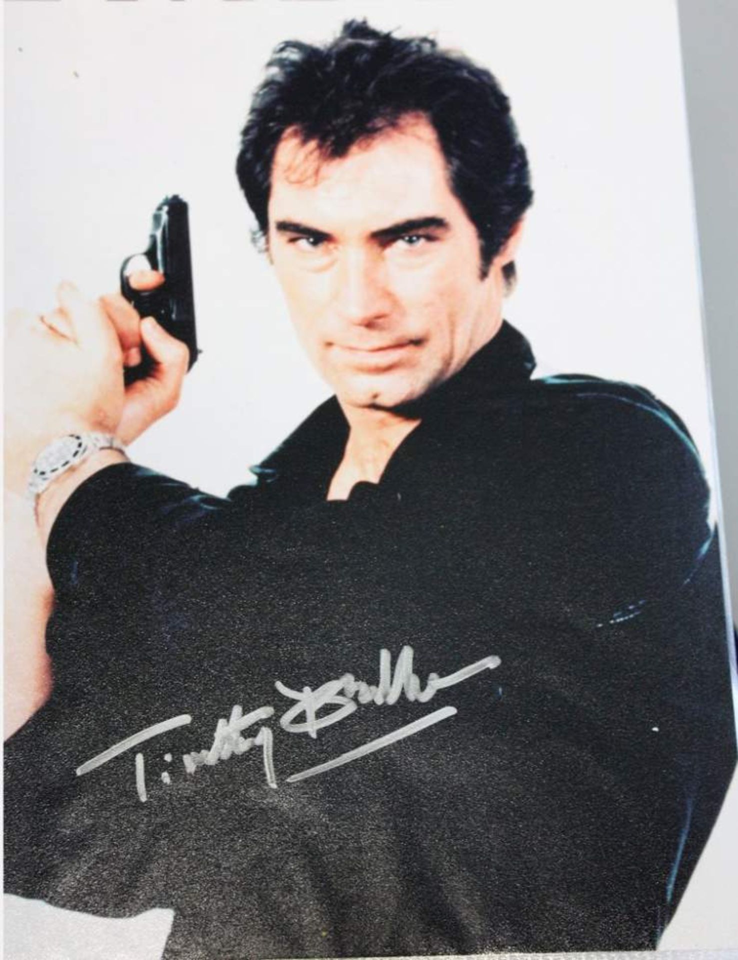 Autographensammlung James Bond "007" 1964-2002 Ca. 90 Autographen der James Bond-Darsteller bzw. der - Bild 5 aus 7