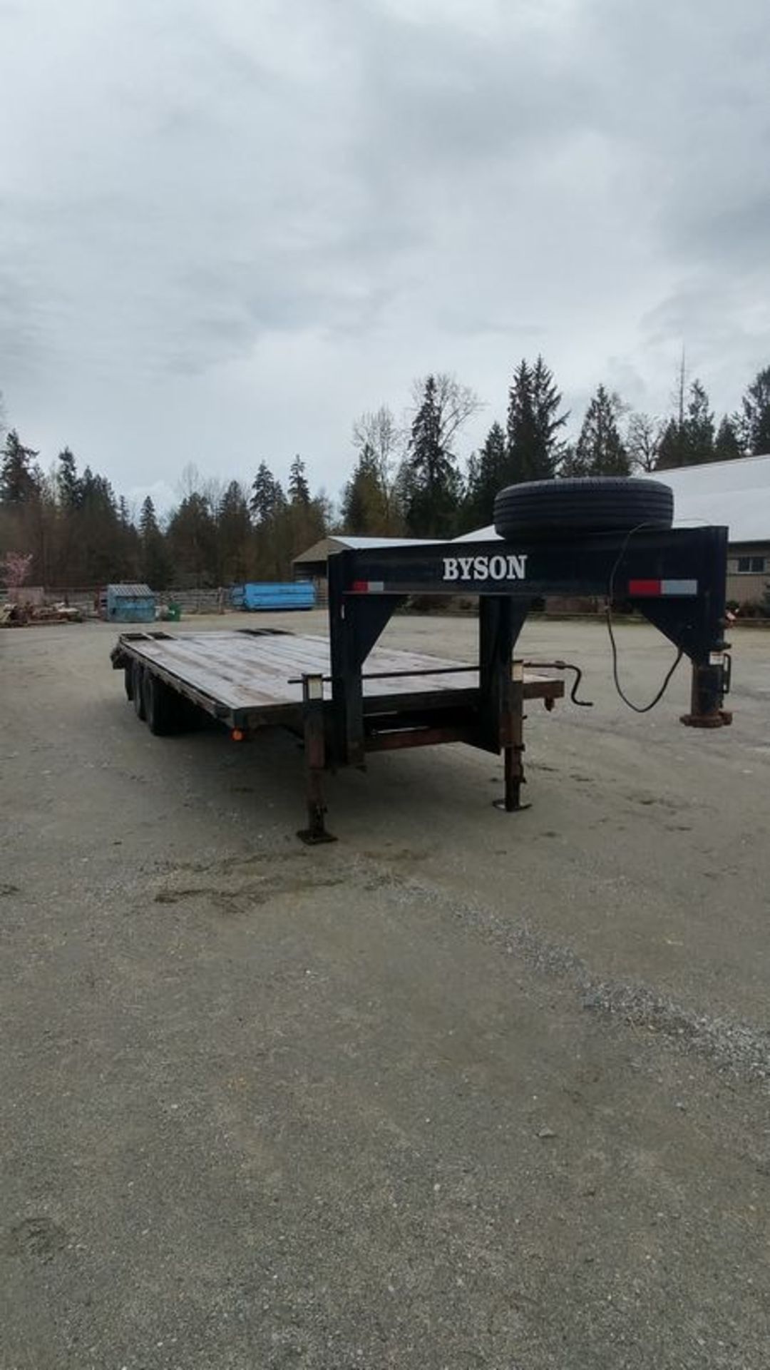 2003 Bison 24 foot, Dual Axle, Goose Neck, Flat Deck Trailer - Image 3 of 3