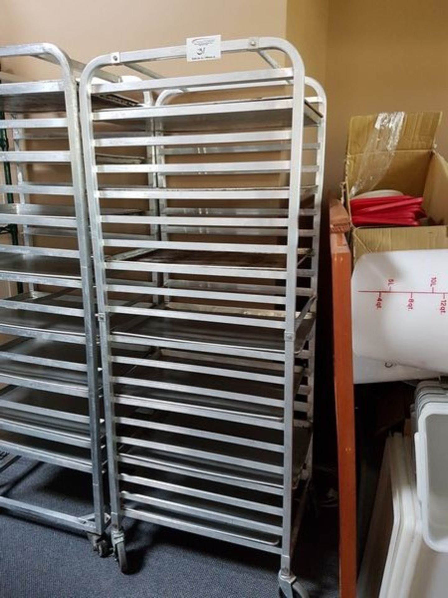 Aluminum Bakers Rack with Trays
