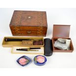 A mixed lot of collectors' items comprising a Victorian walnut and inlaid workbox, two snuff boxes,