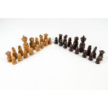 A set of 19th century rosewood and boxwood St George pattern chess pieces, height of king 9cm.