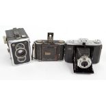 ZEISS IKON; a Nettar camera, leather cased, a Ikonta camera and a Box-Tengor camera (3).