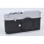 LEICA; a MDa-1265932 camera, body only, in working condition.