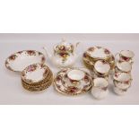 A Royal Albert 'Old Country Roses' pattern tea set, comprising a boxed teapot,