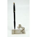 A boxed Parker fountain pen with pen stand cap,