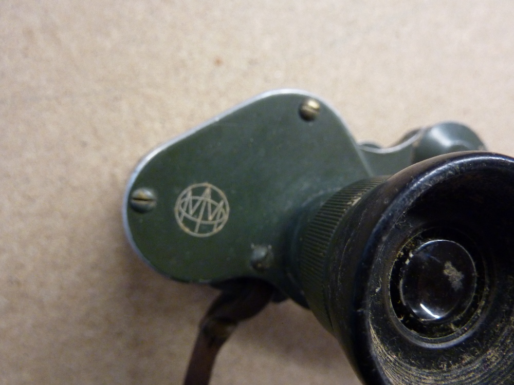 A pair of WWII period green bodied binoculars inscribed '6X30 Prismas Latcso A. - Image 3 of 3