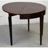 A late 19th century circular mahogany tilt-top pedestal occasional table,
