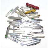 A collection of forty predominantly steel bodied single and double bladed pen knives including