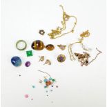 A mixed lot of jewellery including a 9ct yellow gold pendant set with purple stone and a further