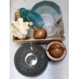 A quantity of glassware to include a large cream handkerchief glass, a turquoise glass bowl,