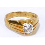 A 9ct yellow gold and cubic zirconia gentleman's ring, size T1/2, approx 6.2g.